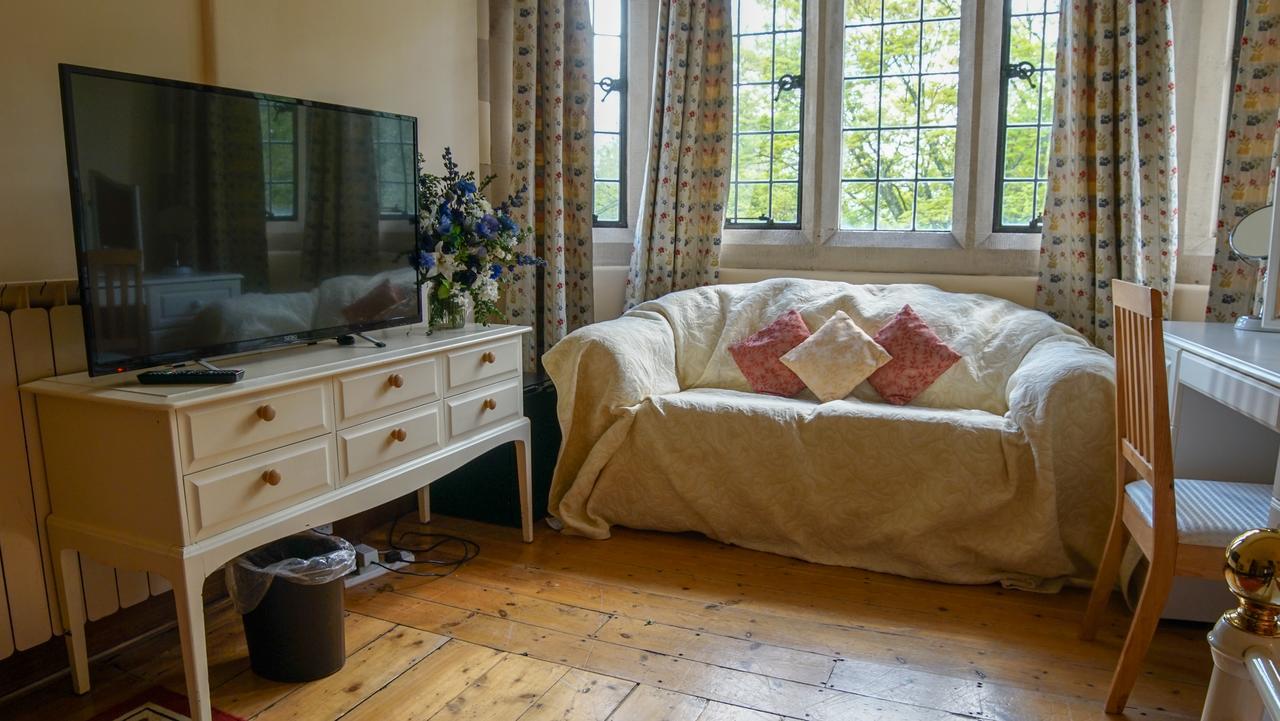 Cleeve House Bed & Breakfast Melksham Dış mekan fotoğraf