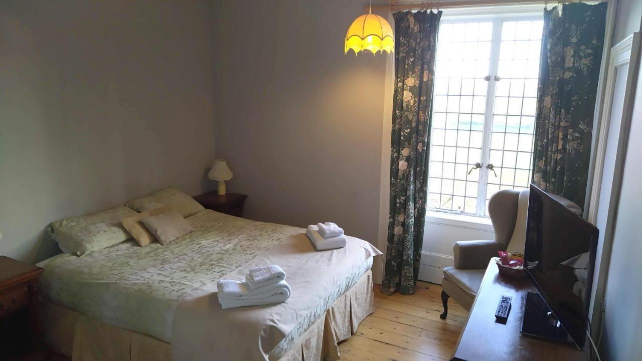 Cleeve House Bed & Breakfast Melksham Dış mekan fotoğraf